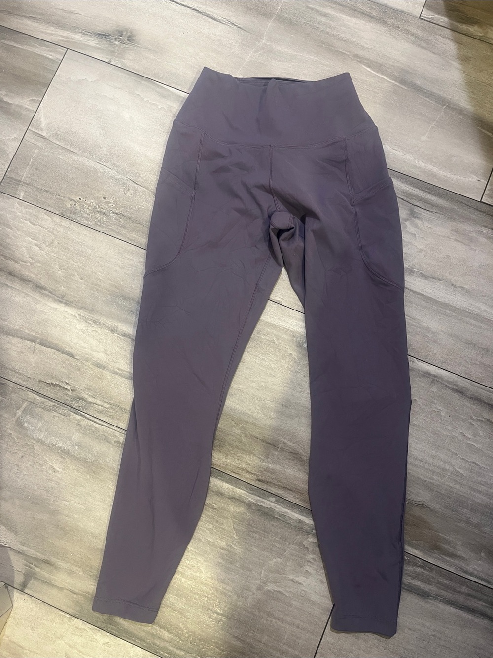 Nike High-Waist Leggings with pockets